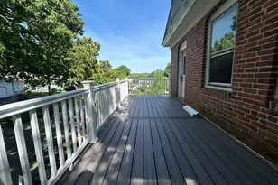 10 Cherry St, Stonington, CT 06379 - Photo 12