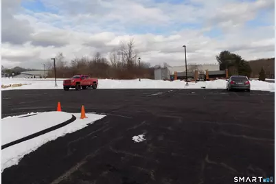 28 Lassy Court #4, Plymouth, CT 06786 - Photo 4