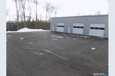 28 Lassy Court #4, Plymouth, CT 06786 - Photo 1