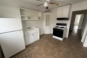 571 Baldwin St, Waterbury, CT 06706 - Photo 1