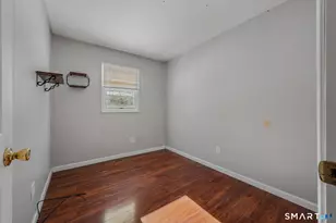 98 Oslo St, Groton, CT 06355 - Photo 12