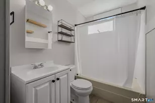 98 Oslo St, Groton, CT 06355 - Photo 18