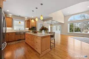 66 Rockledge Dr, West Hartford, CT 06107 - Photo 4