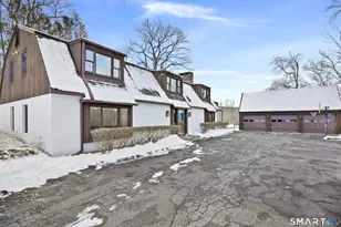 355 North St, Ridgefield, CT 06877 - Photo 2