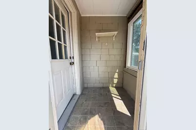 5 Vine Street, Milford, CT 06460 - Photo 22