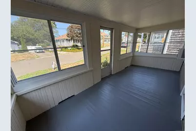 5 Vine Street, Milford, CT 06460 - Photo 20