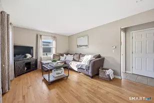 121 Grandview St, Manchester, CT 06040 - Photo 2