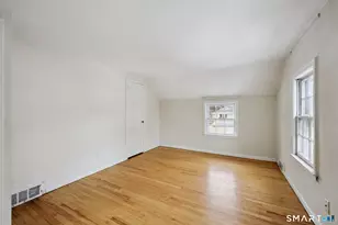 38 St Augustine St, West Hartford, CT 06110 - Photo 22