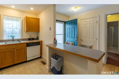 7 Sherwood Court #7, Portland, CT 06480 - Photo 8