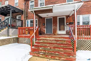 252 Wood St, Waterbury, CT 06704 - Photo 1