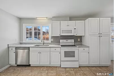 29 Harwood Drive, Danbury, CT 06810 - Photo 12