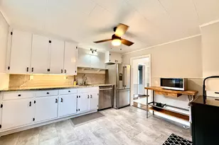 467 Wilson St, Fairfield, CT 06825 - Photo 8