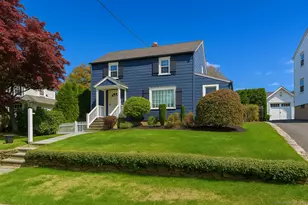 467 Wilson St, Fairfield, CT 06825 - Photo 2