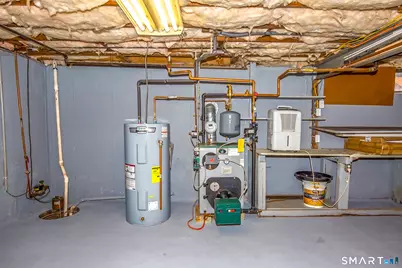 80 Brewster Road, Enfield, CT 06082 - Photo 24