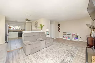 123 Pembroke Ct, Meriden, CT 06450 - Photo 6