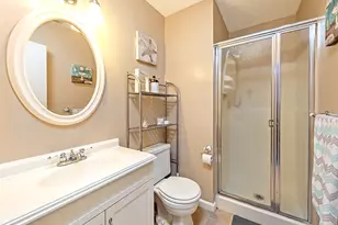 123 Pembroke Ct, Meriden, CT 06450 - Photo 18