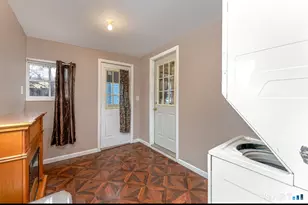 18 Dallas Ave, Waterbury, CT 06705 - Photo 18