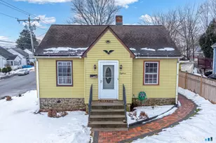 18 Dallas Ave, Waterbury, CT 06705 - Photo 1