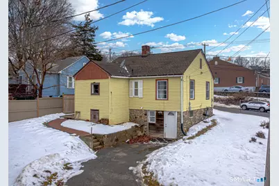 18 Dallas Avenue, Waterbury, CT 06705 - Photo 4