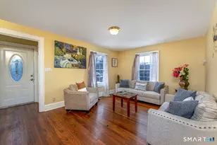 18 Dallas Ave, Waterbury, CT 06705 - Photo 8