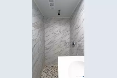 18 Dallas Avenue, Waterbury, CT 06705 - Photo 26