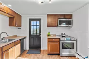 31 Flyers Dr, Norwich, CT 06360 - Photo 18