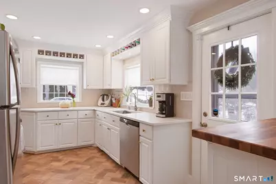 45 Lockwood Lane, Norwalk, CT 06851 - Photo 8