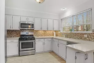 178 Sunrise Hill Rd, Norwalk, CT 06851 - Photo 6