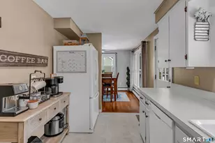 21 Oakridge Dr, Ledyard, CT 06335 - Photo 12