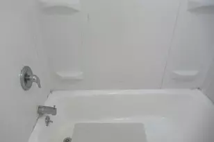 203 Wayne St, Bridgeport, CT 06606 - Photo 24