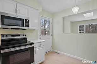 26 Edgewood Rd, Oxford, CT 06478 - Photo 10