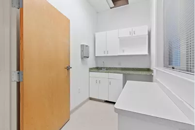 19 Woodland Street #14, Hartford, CT 06111 - Photo 14