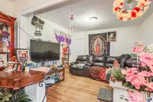 816 Burnside Ave, East Hartford, CT 06108 - Photo 10