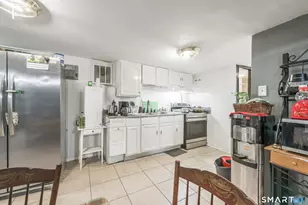 816 Burnside Ave, East Hartford, CT 06108 - Photo 18