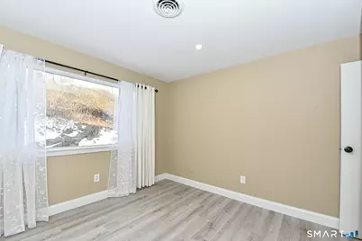 28 Mill Hill Road #28, Fairfield, CT 06890 - Photo 18