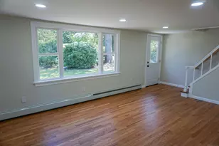 418 Horton Hill Rd, Naugatuck, CT 06770 - Photo 4