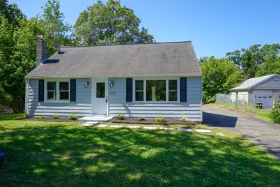 418 Horton Hill Road, Naugatuck, CT 06770 - Photo 2