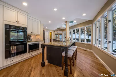 25 Lord Davis Lane, Avon, CT 06001 - Photo 6