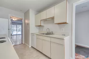 35 Riveredge Dr, Winchester, CT 06098 - Photo 14