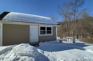 205 W Rd, Beacon Falls, CT 06403 - Photo 30