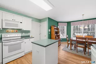 499 Woodmont Dr, Coventry, CT 06238 - Photo 10