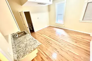 135 W Main St, Waterbury, CT 06702 - Photo 2