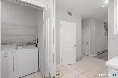 815 South Pine Creek Road, Fairfield, CT 06824 - Photo 8