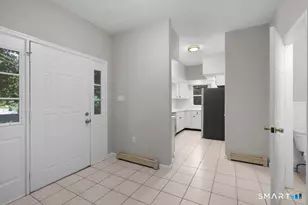 815 S Pine Creek Rd, Fairfield, CT 06824 - Photo 4