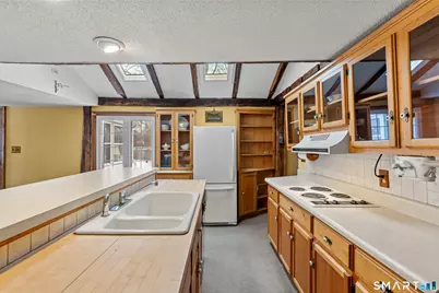 392 Boston Neck Road, Suffield, CT 06078 - Photo 14