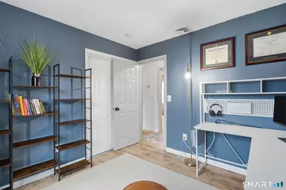 4 Rosewood Court, Naugatuck, CT 06770 - Photo 18