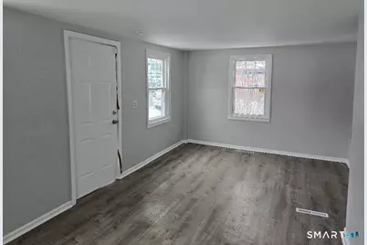 116 Rosette Street, Waterbury, CT 06708 - Photo 4