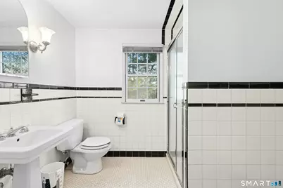 378 High Street, Fairfield, CT 06824 - Photo 18