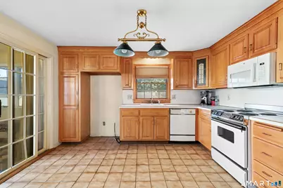 378 High Street, Fairfield, CT 06824 - Photo 10