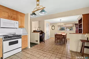 378 High St, Fairfield, CT 06824 - Photo 12